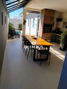 Casa de Condomínio com 3 Quartos para alugar, 203m² no Laranjeiras, Uberlândia