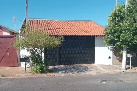 Casa com 3 Quartos à venda, 180m² no Jardim Verona, Marília