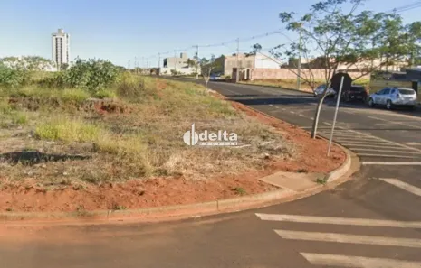 Lote/Terreno à venda, 613m² no Aclimação, Uberlândia