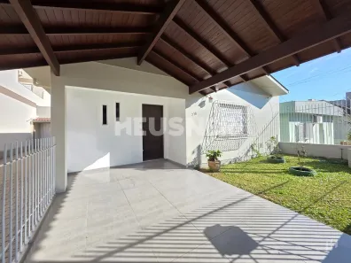 Casa com 3 Quartos à venda, 220m² no Boa Vista, Novo Hamburgo