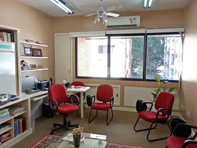 Sala Comercial com 1 Quarto à venda, 64m² no Floresta, Porto Alegre