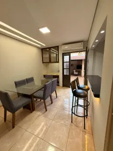 Casa de Condomínio com 3 Quartos para alugar, 140m² no Jardim São Lourenço, Campo Grande