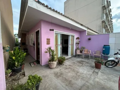 Casa com 3 Quartos à venda, 130m² no Brejatuba, Guaratuba