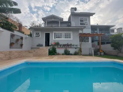 Casa com 4 Quartos à venda, 239m² no Primavera, Novo Hamburgo