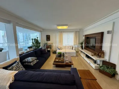 Apartamento com 3 Quartos à venda, 180m² no Centro, Balneário Camboriú