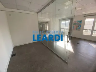Sala Comercial para alugar, 183m² no Barra Funda, São Paulo