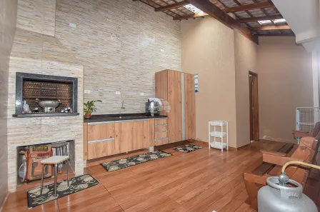 Casa com 3 Quartos à venda, 78m² no Gralha Azul, Fazenda Rio Grande