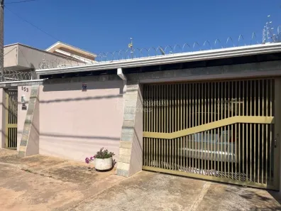 Casa com 3 Quartos à venda, 154m² no Jardim Paulistano (Vila Xavier), Araraquara