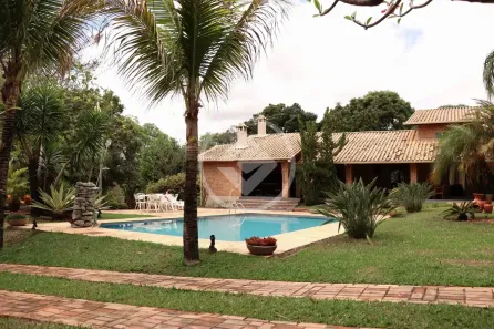Fazenda/Sítio com 4 Quartos à venda, 220m² no Jardim Encantado, Vespasiano