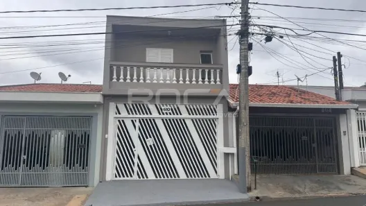 Sobrado com 3 Quartos à venda, 203m² no Parque Industrial, São Carlos