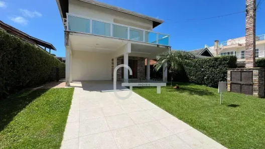Casa de Condomínio com 3 Quartos à venda, 226m² no Balneário Stella Maris, Peruíbe