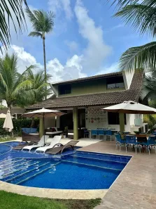 Casa com 4 Quartos à venda, 236m² no Muro Alto, Ipojuca