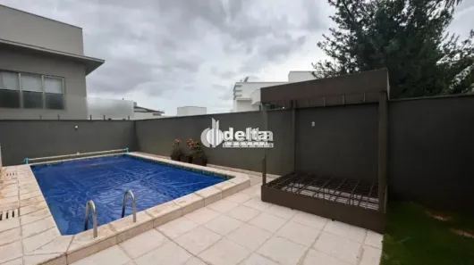 Casa de Condomínio com 4 Quartos para alugar, 397m² no Nova Uberlândia, Uberlândia