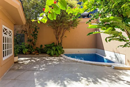 Casa com 4 Quartos à venda, 270m² no Jardim América, São Paulo