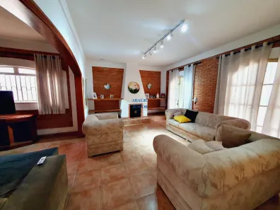 Casa com 3 Quartos à venda, 200m² no Jardim Glória, Americana