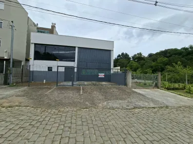 Galpão/Depósito/Armazém à venda, 288m² no Tijuca, Caxias do Sul