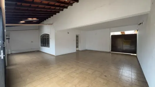 Casa com 3 Quartos para alugar, 212m² no Vila Georgina, Indaiatuba