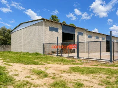 Galpão/Depósito/Armazém para alugar, 300m² no Restinga, Porto Alegre