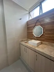 Apartamento com 3 Quartos para alugar, 188m² no Batista Campos, Belém