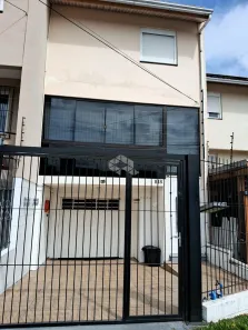 Casa com 2 Quartos à venda, 102m² no Cidade Nova, Caxias do Sul