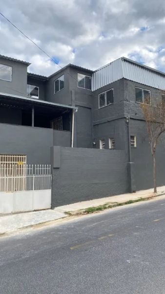 Casa com 5 quartos — Padre Eustáquio, Belo Horizonte