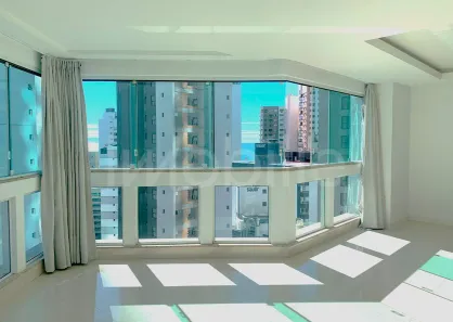 Apartamento com 3 Quartos para alugar, 146m² no Centro, Balneário Camboriú