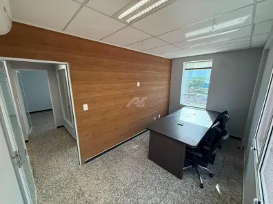 Sala Comercial com 5 Quartos para alugar, 68m² no Loteamento Alphaville Campinas, Campinas