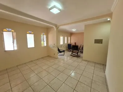 Casa com 3 Quartos à venda, 200m² no Morada do Ouro, Cuiabá
