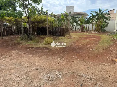 Lote/Terreno à venda, 432m² no Daniel Fonseca, Uberlândia