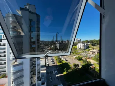 Sala Comercial para alugar, 85m² no Centro I, Brusque