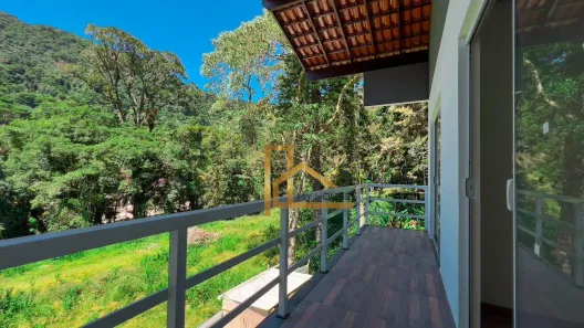 Casa com 4 Quartos à venda, 219m² no Serrinha, Teresópolis