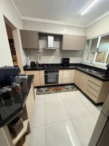 Casa de Condomínio com 3 Quartos à venda, 100m² no Jardim Santa Maria, Jacareí