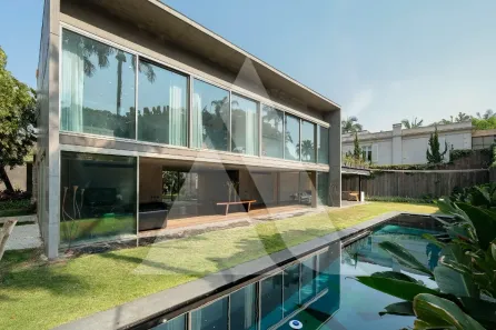 Casa com 3 Quartos à venda, 1000m² no Jardim América, São Paulo