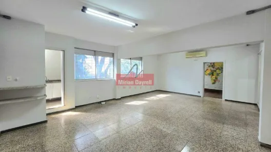 Sala Comercial à venda, 115m² no Santa Efigênia, Belo Horizonte