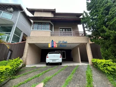 Sobrado com 4 Quartos à venda, 301m² no Parque Nova Jandira, Jandira