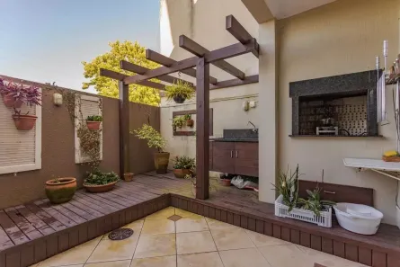 Casa de Condomínio com 3 Quartos à venda, 250m² no Vila Jardim, Porto Alegre