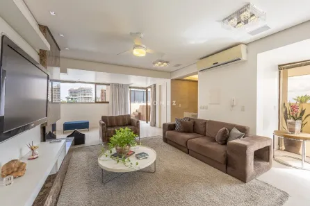 Cobertura com 2 Quartos para alugar, 187m² no Três Figueiras, Porto Alegre