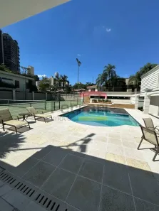 Sobrado à venda, 885m² no Jardim das Bandeiras, São Paulo