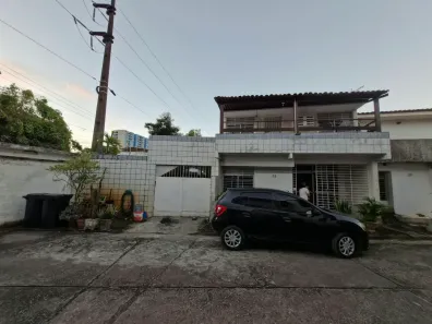 Casa com 4 Quartos para alugar, 180m² no Jardim São Paulo, Recife