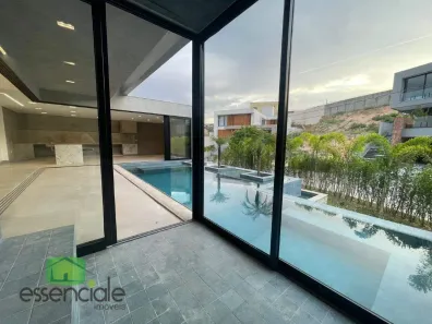 Casa de Condomínio com 3 Quartos à venda, 650m² no Estância Silveira, Contagem
