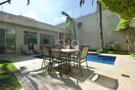 Casa com 3 Quartos à venda, 350m² no Pacaembu, São Paulo