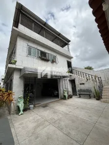 Casa com 4 Quartos à venda, 320m² no Várzea, Recife