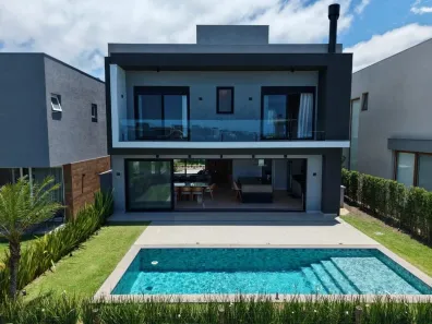 Casa de Condomínio com 4 Quartos à venda, 280m² no , Xangri-Lá