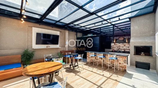 Sobrado com 4 Quartos à venda, 264m² no Água Verde, Curitiba