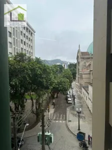 Sala Comercial para alugar, 110m² no Centro, Santos