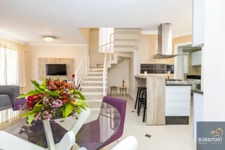 Sobrado com 3 Quartos à venda, 148m² no Barreirinha, Curitiba