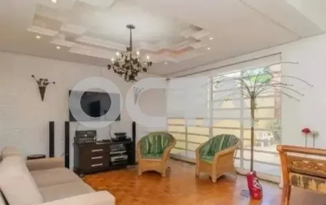 Casa com 3 Quartos para alugar, 234m² no Três Figueiras, Porto Alegre