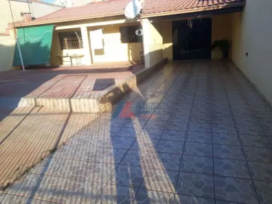 Casa com 3 Quartos à venda, 132m² no Jardim do Leste, Londrina