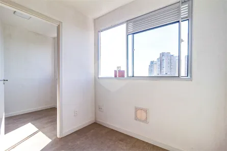 Apartamento com 2 Quartos para alugar, 34m² no Vila Suzana, São Paulo