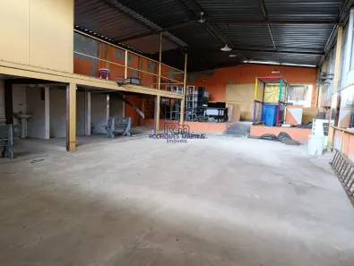 Galpão/Depósito/Armazém com 2 Quartos à venda, 457m² no Padre Eustáquio, Belo Horizonte